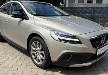 Volvo V40 121.200 km 11.900 &euro; Frankfurt am Main - Ost / Fechenheim 60386