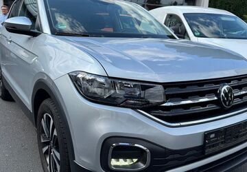 VW T-Cross 55.147 km 18.850 &euro; Frankfurt am Main 65936