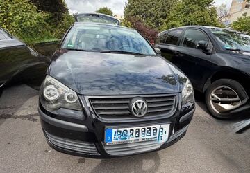 VW Polo 85.000 km 2.500 &euro; Offenbach 63071