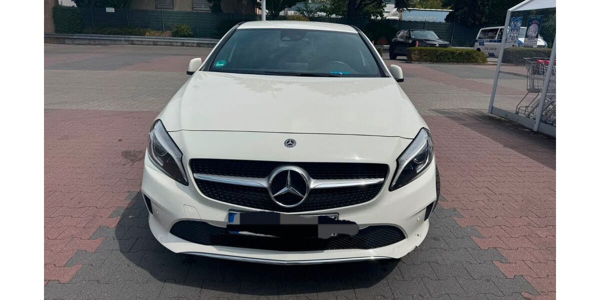 Mercedes-Benz A 180 47.000 km 14.500 &euro; Frankfurt 60433