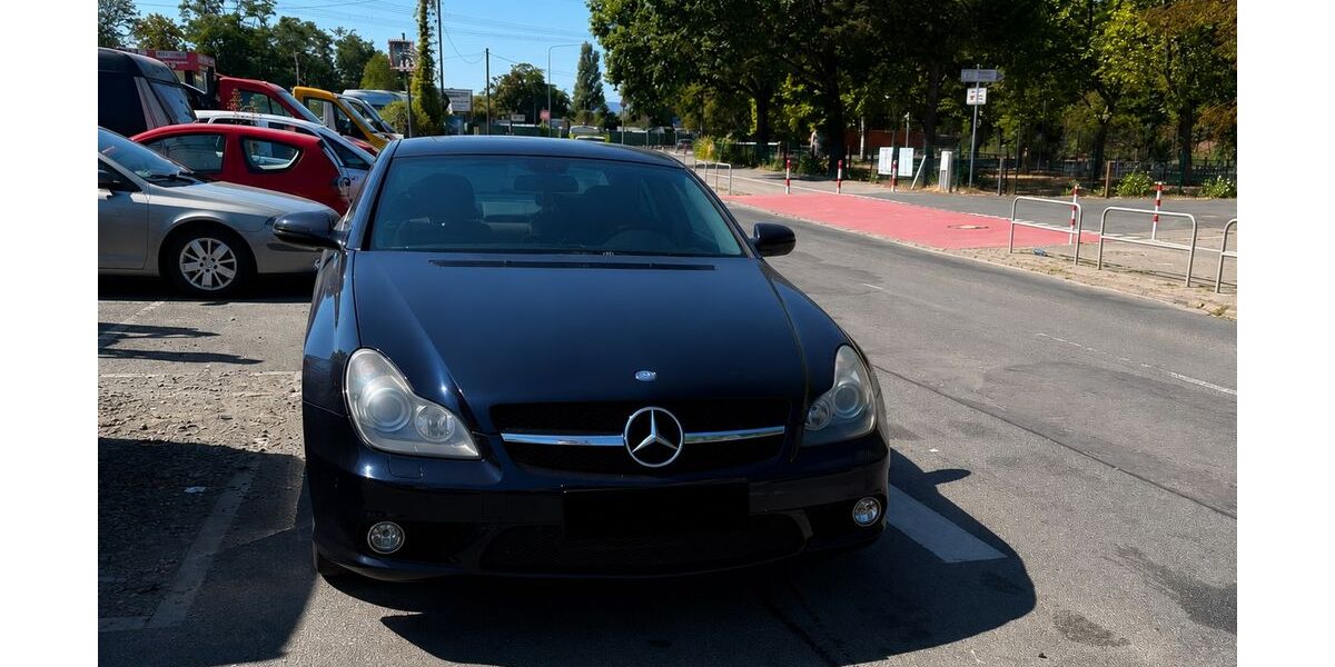 Mercedes-Benz 320 235.000 km 5.800 &euro; Frankfurt 65933