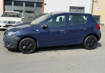 Dacia Sandero 73.000 km 5.799 &euro; Frankfurt am Main 60314