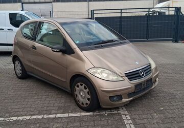 Mercedes-Benz A 150 219.000 km 995 &euro; Frankfurt am Main 60386