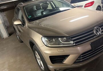 VW Touareg 231.000 km 11.000 &euro; Frankfurt am Main 60318