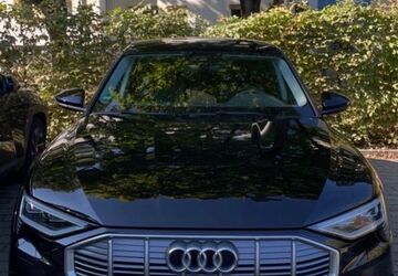 Audi e-tron 65.000 km 27.200 &euro; Frankfurt am Main 60435