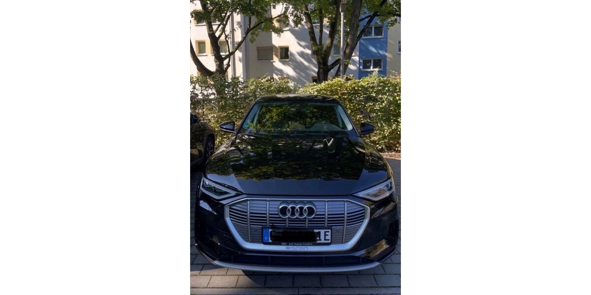 Audi e-tron 65.000 km 27.200 &euro; Frankfurt am Main 60435