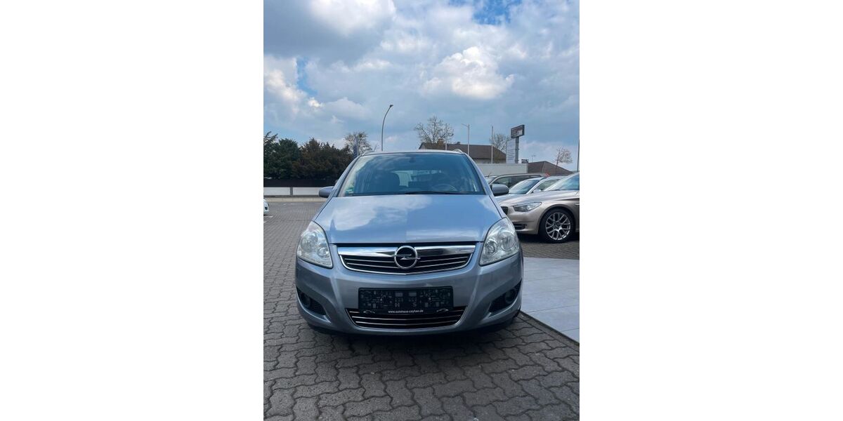 Opel Zafira 261.500 km 2.000 &euro; Hanau 63450