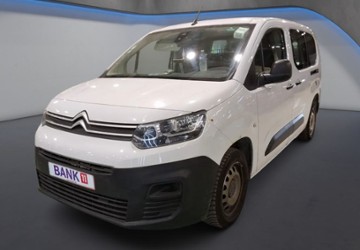 Citroen Berlingo 102.908 km 9.699 &euro; Frankfurt am Main 60386