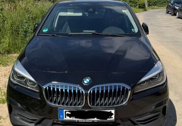 BMW 225 Active Tourer 63.000 km 15.500 &euro; Frankfurt am main 60435