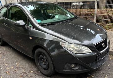Seat Ibiza 235.000 km 1.350 &euro; Frankfurt 60437