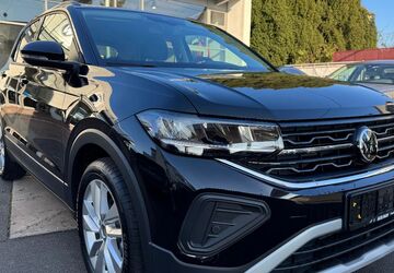 VW T-Cross 4.985 km 24.975 &euro; Frankfurt am Main 65936