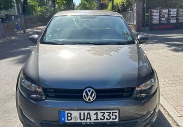 VW Polo 111.300 km 5.900 &euro; Frankfurt 60385