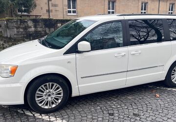 Lancia Voyager 199.000 km 8.999 &euro; Frankfurt 60318