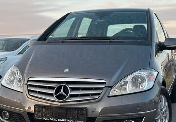 Mercedes-Benz A 180 56.000 km 7.999 &euro; Dietzenbach 63128