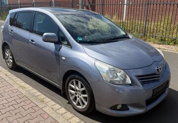 Toyota Verso 285.800 km 3.600 &euro; Hanau 63452