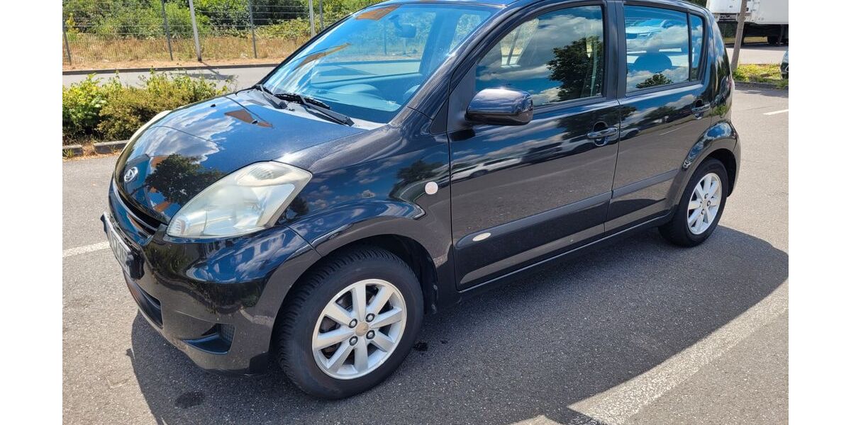 Daihatsu Sirion 174.000 km 1.850 &euro; Hofheim 65719
