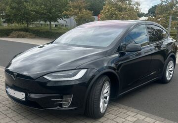Tesla Model X 128.000 km 33.800 &euro; Kronberg 61476
