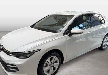 VW Golf 12.596 km 25.680 &euro; Frankfurt am Main 60528