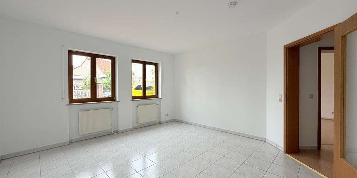 Etagenwohnung Niederdorfelden - 2 Zimmer, 74 m&sup2;, 850&euro; | Angebot:27429850