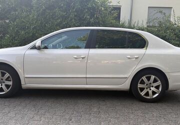 Skoda Superb 271.000 km 6.490 &euro; Frankfurt am Main 60389