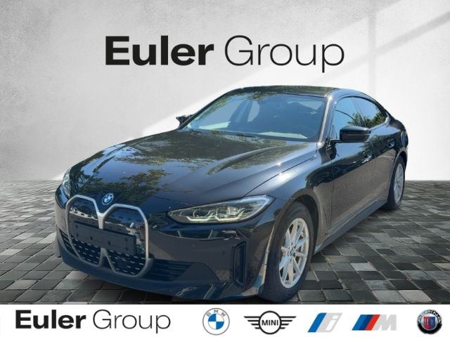BMW i4 30.119 km 32.999 &euro; Frankfurt 60314