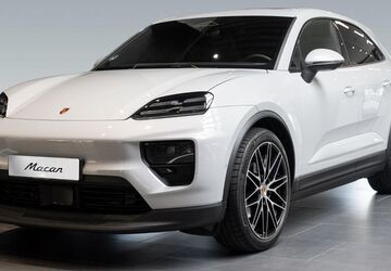 Porsche Macan 11.900 km 86.970 &euro; Frankfurt am Main 65936