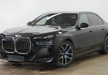 BMW i7 61.012 km 87.490 &euro; Frankfurt 60314