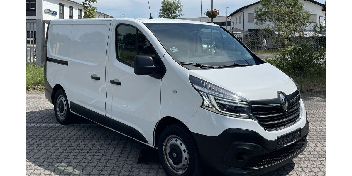 Renault Trafic 83.000 km 15.880 &euro; Langen 63225