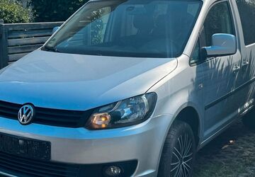 VW Caddy 187.485 km 8.900 &euro; Frankfurt am Main 60386