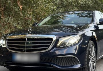 Mercedes-Benz E 350 159.700 km 22.800 &euro; Frankfurt am Main 65929