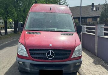 Mercedes-Benz Sprinter 165.500 km 9.500 &euro; Obertshausen 63179