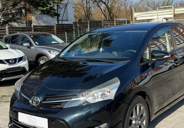 Toyota Verso 165.000 km 7.299 &euro; Frankfurt am Main 60386