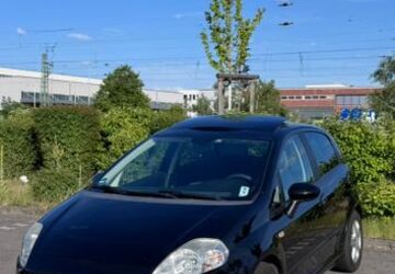 Fiat Grande Punto 167.000 km 2.799 &euro; Frankfurt 65934