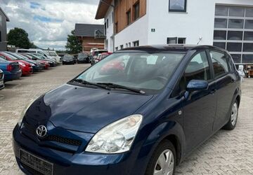 Toyota Corolla Verso 131.000 km 3.990 &euro; Frankfurt am Main 65933