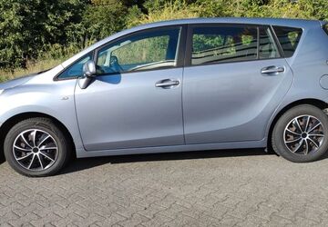 Toyota Verso 230.000 km 4.900 &euro; Frankfurt am Main 65933
