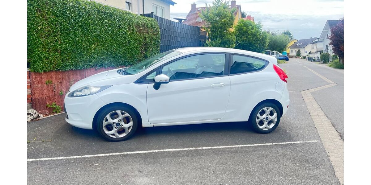 Ford Fiesta 169.699 km 2.500 &euro; Altenstadt 63674