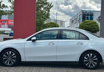 Mercedes-Benz A 180 130.000 km 16.999 &euro; Heusenstamm 63150