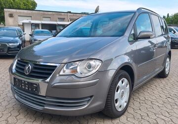 VW Touran 135.000 km 5.990 &euro; Frankfurt am Main 65933