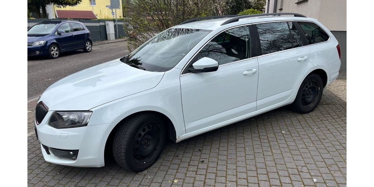 Skoda Octavia 299.999 km 4.999 &euro; Frankfurt 60528