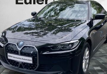 BMW i4 41.618 km 31.999 &euro; Frankfurt 60314