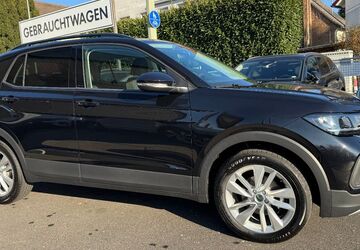 VW T-Cross 3.985 km 26.450 &euro; Frankfurt am Main 65936