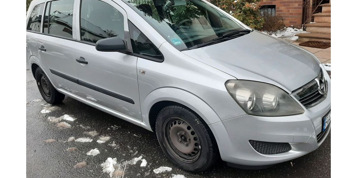 Opel Zafira 207.000 km 650 &euro; Frankfurt 65936