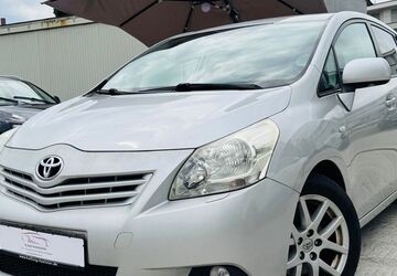 Toyota Verso 206.000 km 5.999 &euro; Frankfurt am Main 60386
