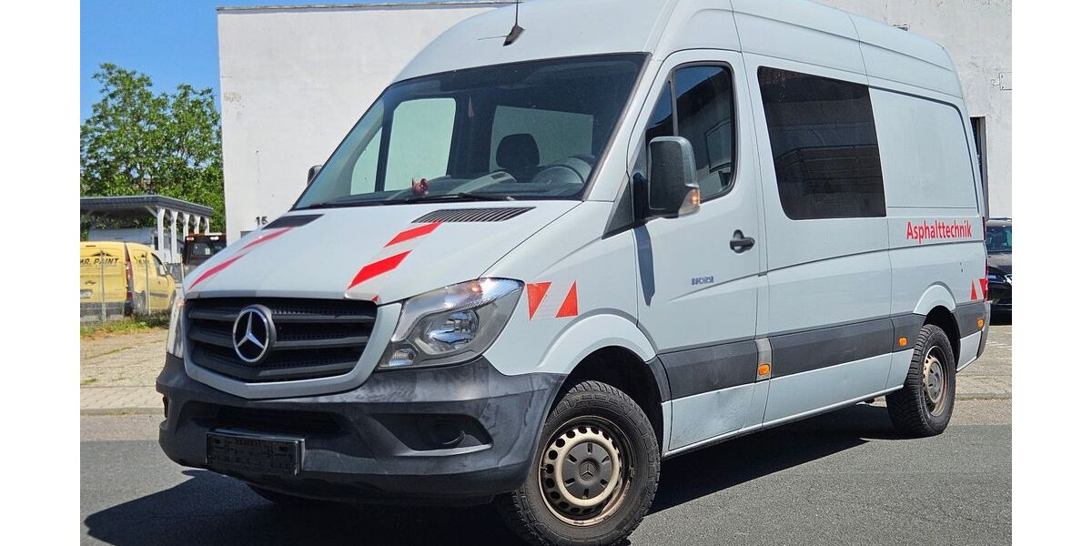 Mercedes-Benz Sprinter 242.000 km 15.900 &euro; Bad Homburg 61350