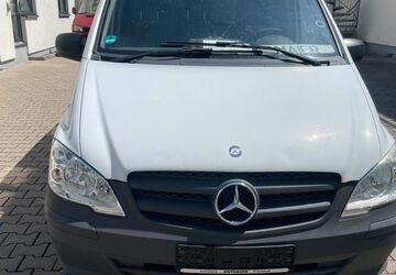Mercedes-Benz Vito 180.000 km 5.499 &euro; Frankfurt 60326