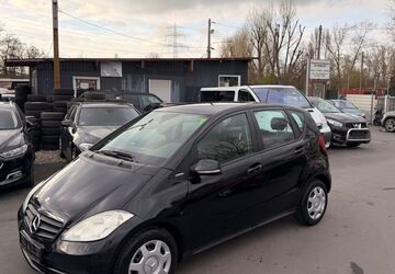 Mercedes-Benz A 160 163.400 km 2.950 &euro; Frankfurt am Main 60486
