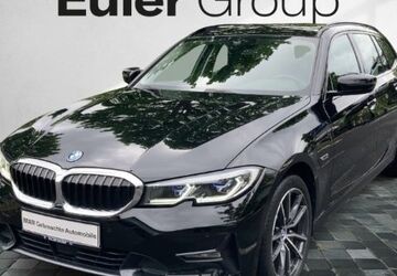 BMW 320 118.242 km 21.788 &euro; Frankfurt 60314