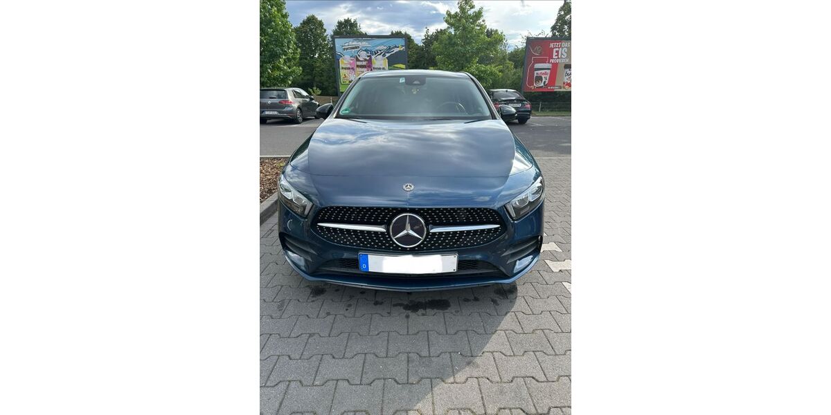 Mercedes-Benz A 180 89.000 km 19.200 &euro; Frankfurt am Main 60320