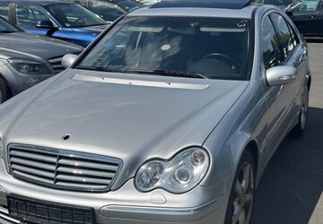 Mercedes-Benz C 320 295.800 km 2.890 &euro; Frankfurt 60486
