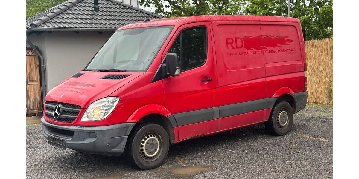 Mercedes-Benz Sprinter 185.000 km 7.990 &euro; Darmstadt 64293